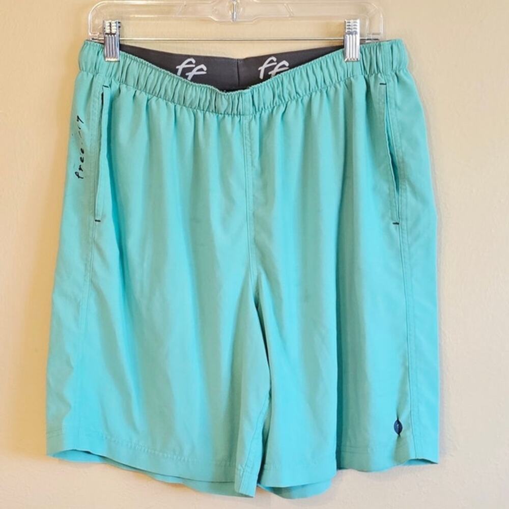 Free fly breeze shorts size Large